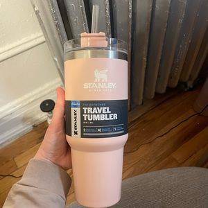 Pink Stanley cup/tumbler